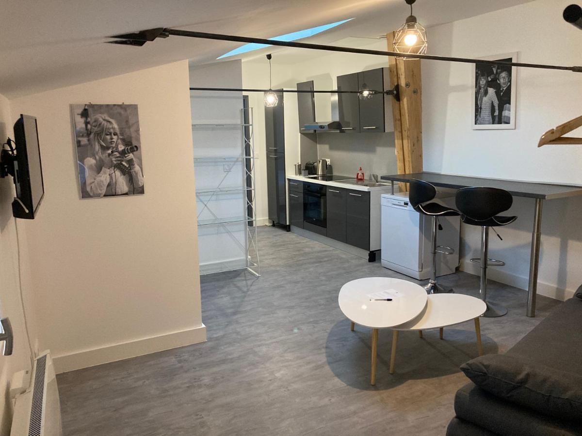 Le Celebrity Agen Exterior foto